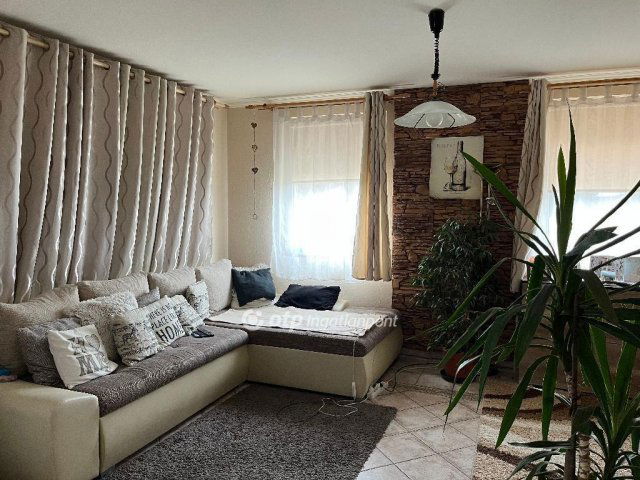 Eladó családi ház, Nagytályán 89.9 M Ft, 4 szobás