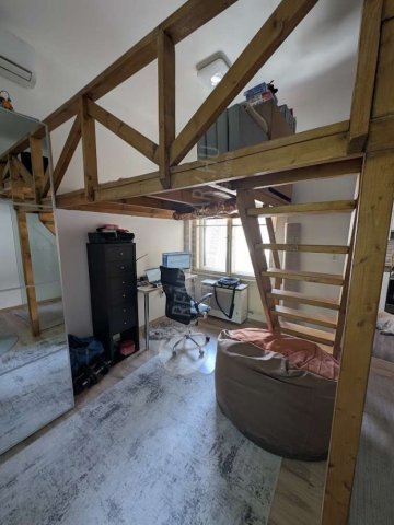 Kiadó téglalakás, albérlet, XII. kerületben, Greguss utcában
