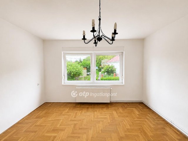 Eladó családi ház, Bodajkon 99.9 M Ft, 3 szobás