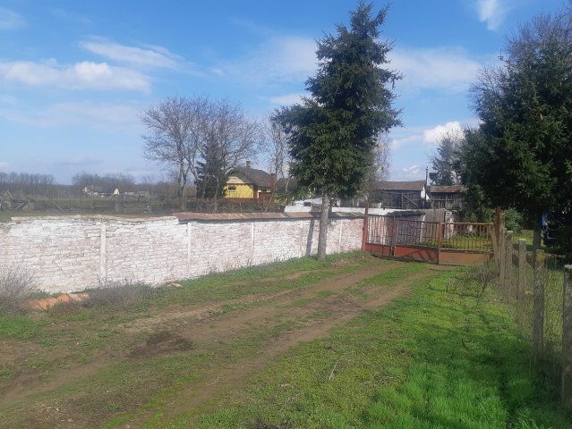 Eladó mezogazdasagi ingatlan, Debrecenben 80 M Ft