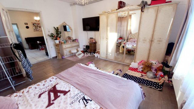 Eladó családi ház, Nagykőrösön, Balaton utcában 85 M Ft