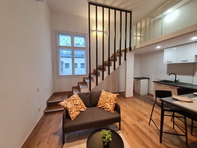 Eladó téglalakás, Budapesten, VI. kerületben, Király utcában