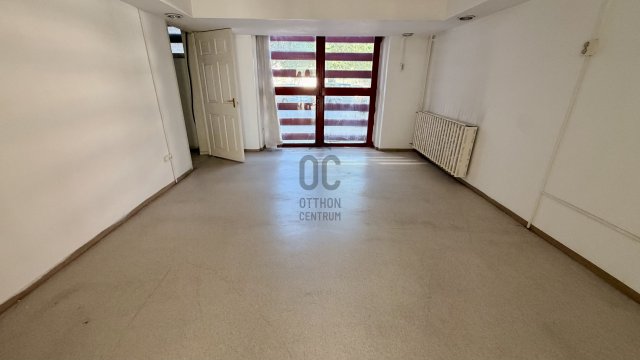 Eladó ipari ingatlan, Budapesten, X. kerületben 55 M Ft