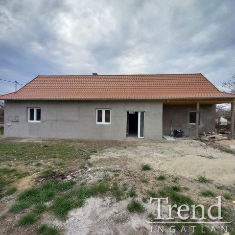 Eladó családi ház, Perkátán 23.9 M Ft, 2 szobás