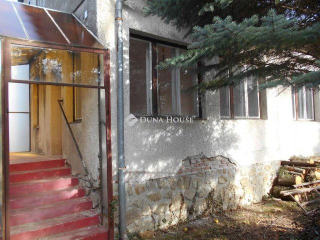 Eladó ikerház, Sopronban 66 M Ft, 3 szobás / költözzbe.hu