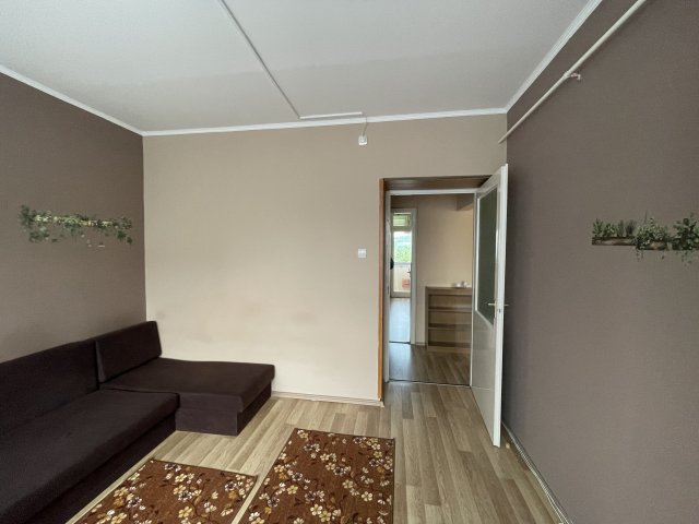 Eladó panellakás, Miskolcon 32.99 M Ft, 2+1 szobás
