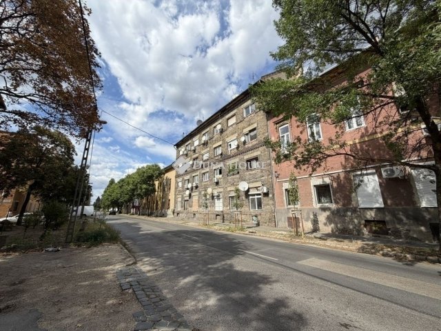 Eladó téglalakás, Budapesten, X. kerületben 29.9 M Ft, 1 szobás