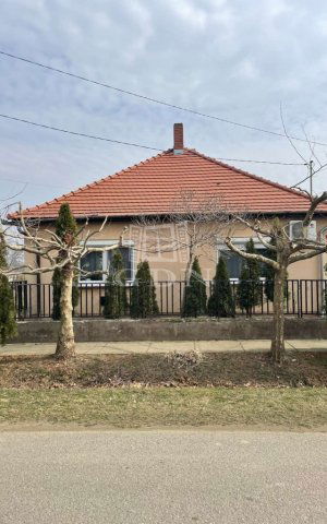 Eladó családi ház, Kéthelyen 46 M Ft, 2 szobás