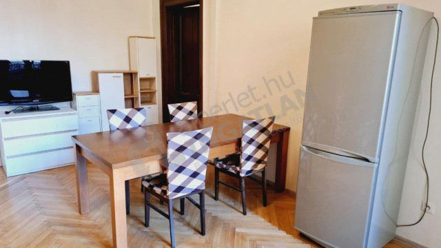 Kiadó téglalakás, albérlet, Budapesten, VIII. kerületben