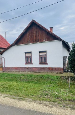 Eladó családi ház, Rákóczifalván 14.99 M Ft, 3 szobás
