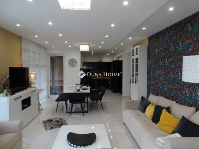 Eladó családi ház, Debrecenben 229 M Ft, 6 szobás