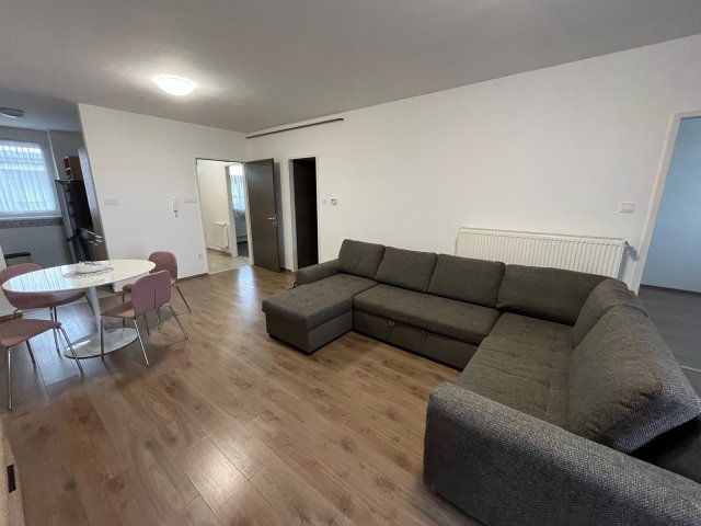 Kiadó téglalakás, albérlet, Nyíregyházán 220 E Ft / hó