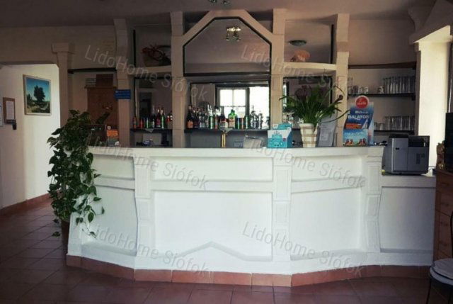 Eladó hotel, Siófokon 1131.2 M Ft / költözzbe.hu
