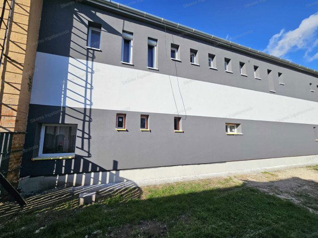 Eladó hotel, Tatán 650 M Ft, 27 szobás / költözzbe.hu