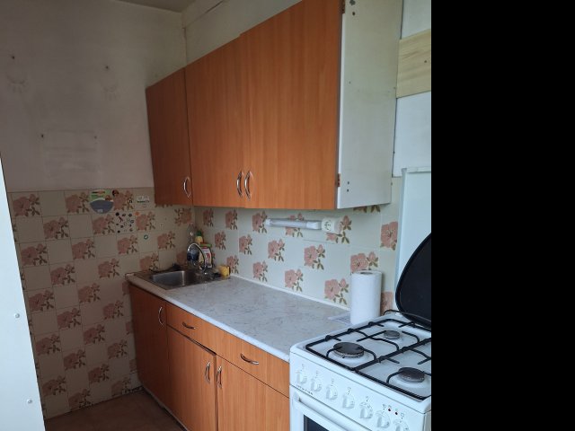 Eladó panellakás, Székesfehérvárott, Lövölde utcában