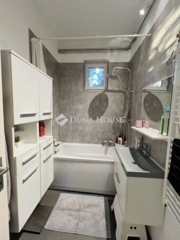 Eladó családi ház, Halásztelken 77.99 M Ft, 3 szobás