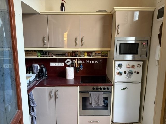 Eladó téglalakás, Budapesten, II. kerületben 58 M Ft, 1 szobás