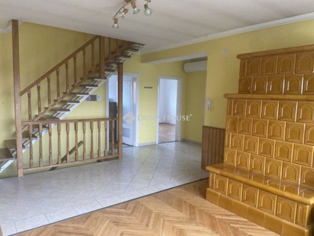 Eladó családi ház, Dunaszentgyörgyön 59.9 M Ft, 4 szobás