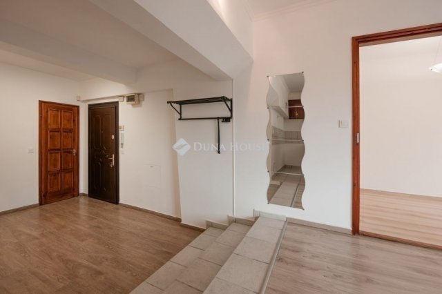 Eladó téglalakás, Budapesten, XVIII. kerületben 63.9 M Ft
