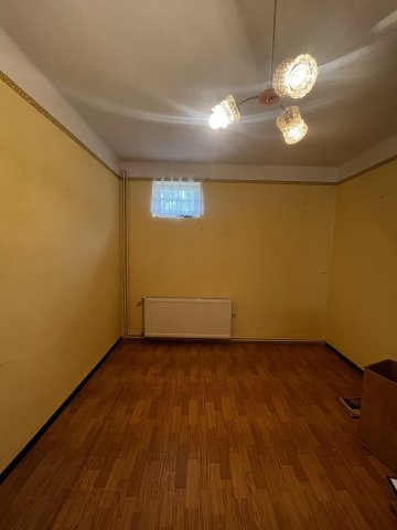 Eladó családi ház, Csikvándon 39 M Ft, 3 szobás