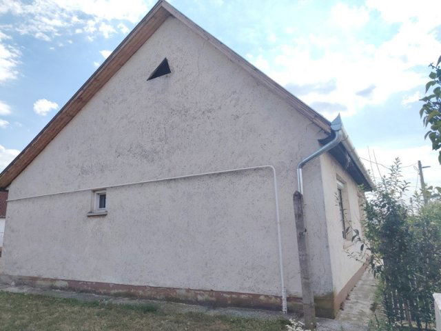 Eladó családi ház, Táborfalván 45.9 M Ft, 2+1 szobás