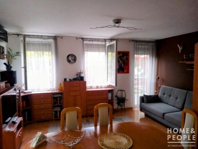 Eladó téglalakás, Szegeden 85 M Ft, 2 szobás