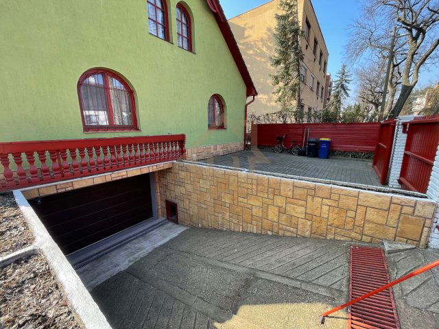 Kiadó családi ház, albérlet, Debrecenben 500 E Ft / hó