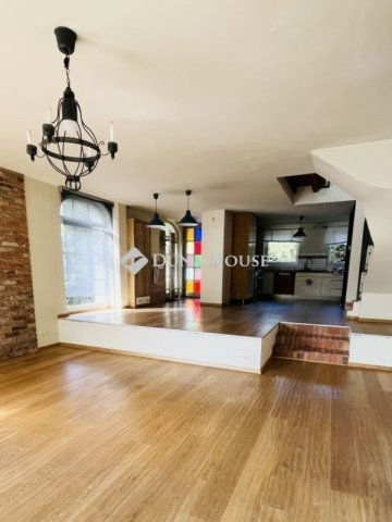 Eladó családi ház, Budapesten, II. kerületben 170 M Ft, 5 szobás