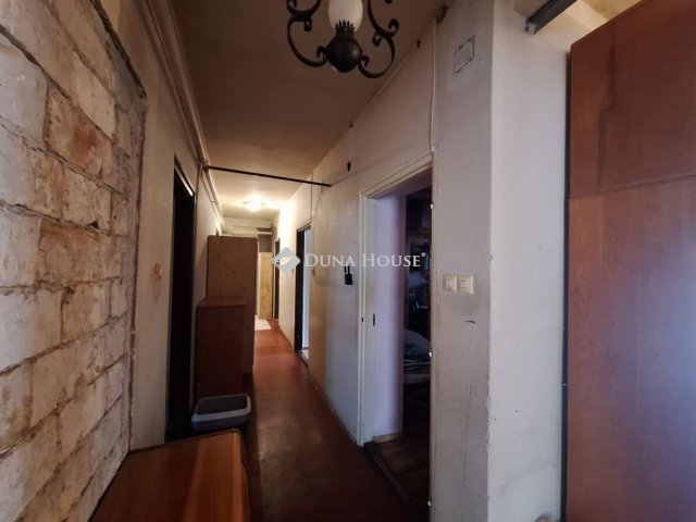 Eladó téglalakás, Gyálon 74.9 M Ft, 4 szobás