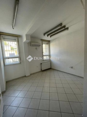 Kiadó üzlethelyiség, Zalaegerszegen 145 E Ft / hó