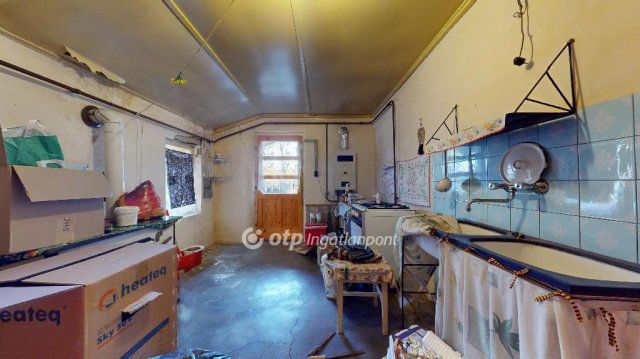 Eladó családi ház, Gesztelyben 21.9 M Ft, 3 szobás