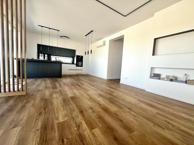 Eladó családi ház, Szegeden 123.99 M Ft, 4 szobás