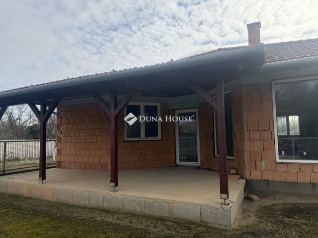 Eladó családi ház, Gyömrőn 96 M Ft, 3 szobás