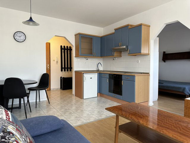 Kiadó téglalakás, albérlet, Győrött 160 E Ft / hó, 2 szobás