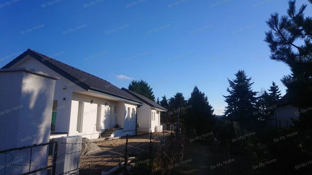 Eladó ikerház, Erdőkertesen 98.8 M Ft, 1+3 szobás