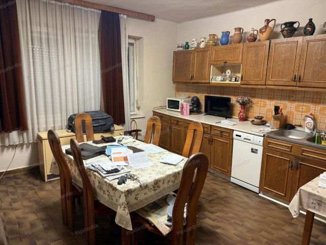 Eladó családi ház, Vásárosnaményben 38 M Ft, 5 szobás