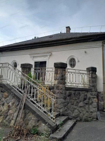 Eladó családi ház, Városföldön 85 M Ft, 7 szobás