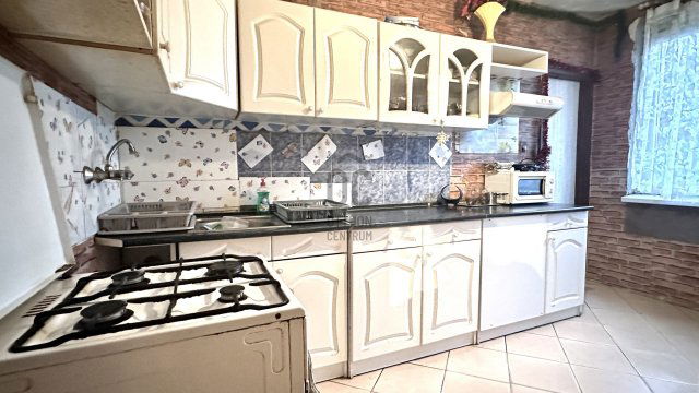 Eladó ikerház, Tégláson 32.9 M Ft, 3 szobás