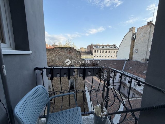 Eladó téglalakás, Budapesten, V. kerületben 66 M Ft, 3 szobás