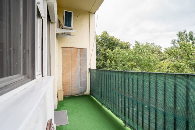 Eladó téglalakás, Miskolcon, Csabai kapun 24.99 M Ft, 1 szobás