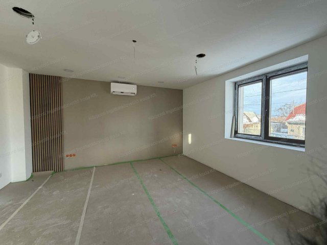 Eladó családi ház, Környén 119.99 M Ft, 5 szobás