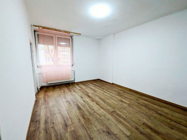 Kiadó téglalakás, albérlet, XVIII. kerületben, Dolgozó úton