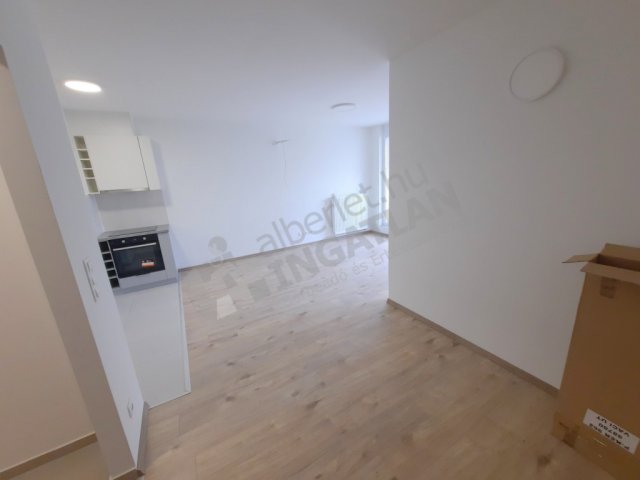 Kiadó téglalakás, albérlet, XIII. kerületben, Tahi utcában