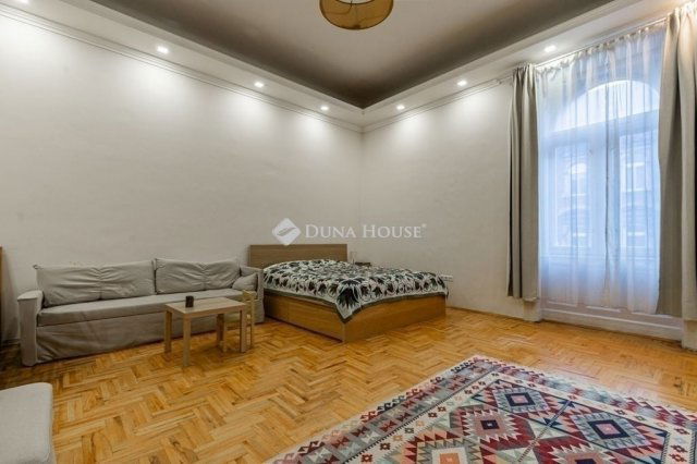 Eladó téglalakás, Budapesten, VIII. kerületben 79.9 M Ft