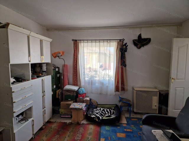 Eladó családi ház, Erdőtelken 21.99 M Ft, 2 szobás
