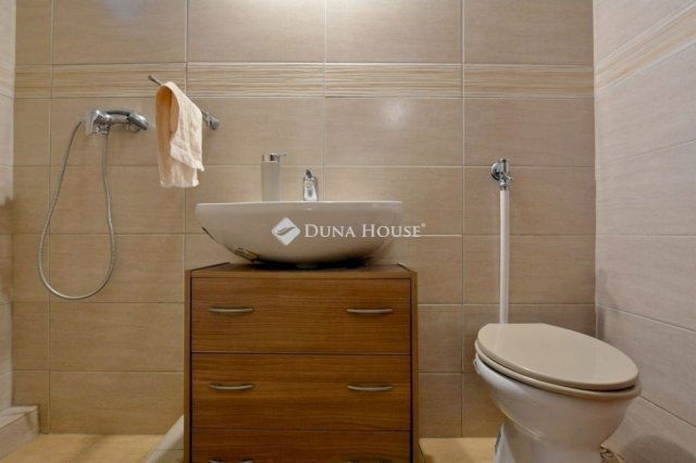 Eladó téglalakás, Kecskeméten 78.99 M Ft, 4 szobás