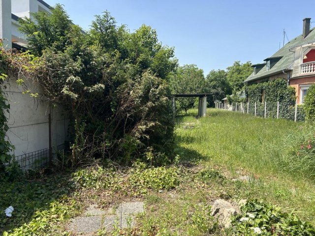 Eladó telek, Budapesten, III. kerületben 120 M Ft