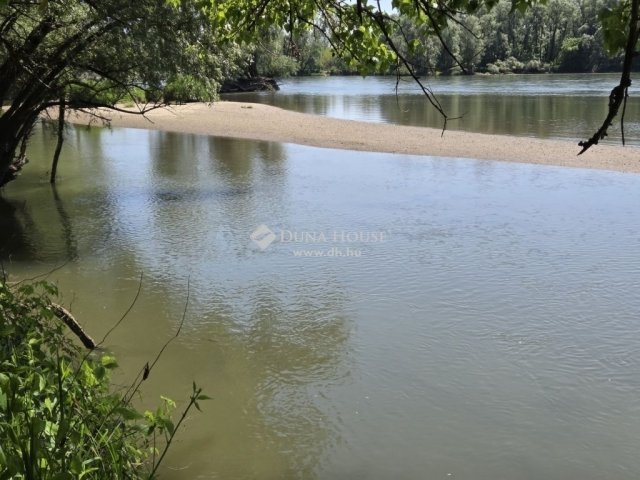 Eladó nyaraló, Vízváron 189 M Ft, 5 szobás