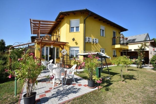 Eladó ikerház, Budapesten, XXII. kerületben 249.99 M Ft, 4 szobás