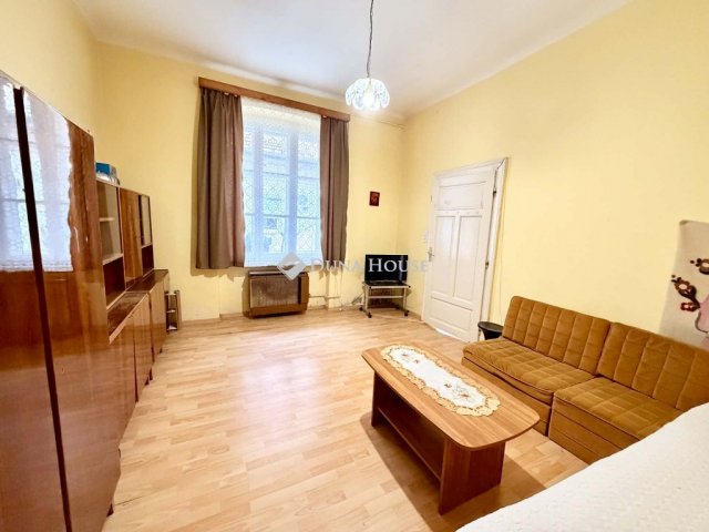 Eladó téglalakás, Budapesten, XIV. kerületben, Telepes utcában